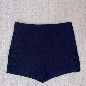 HIGH WAISTED SHORTS
